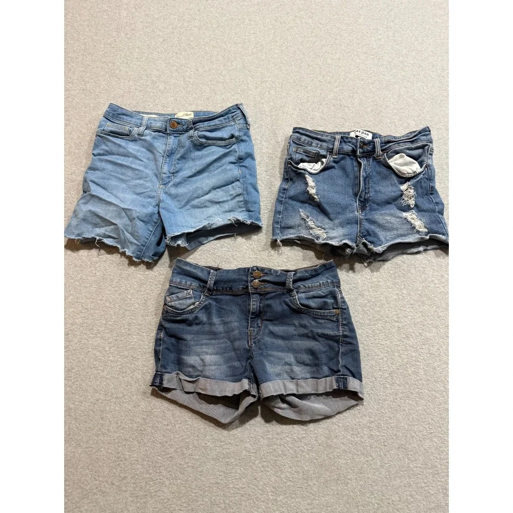 Lot of 3 Cutoff Jean Shorts Womens Sz 6-7 Universal Thread 6/Hailey 7/Wax Jean L